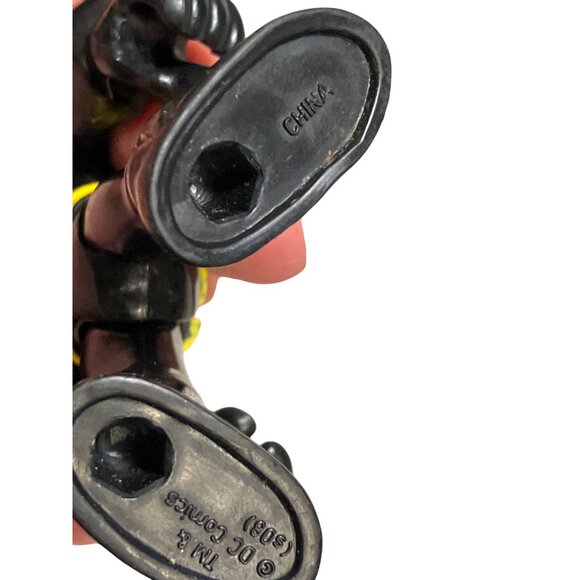 Fisher-Price Imaginext DC Super Friends Series DC Comics Batman 3" Action Figure - Picture 8 of 9